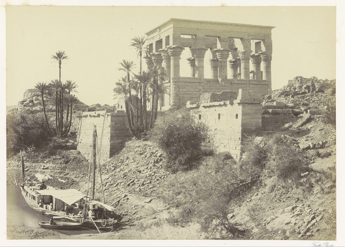 Pharaoh’s bed, Island of Philae, 1857 - Rijksmuseum<p>© Francis Frith</p>