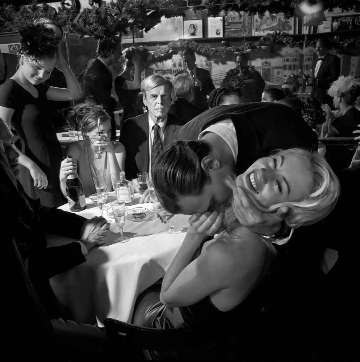 Fashion Detour 1999<p>© Larry Fink</p>