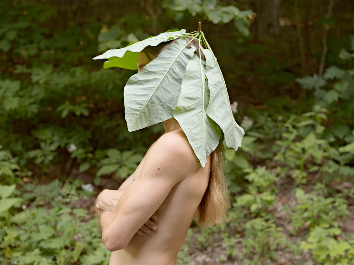 A Natural Order: Alex’s Magnolia Leaf Rain Hat, North Carolina<p>© Lucas Foglia</p>