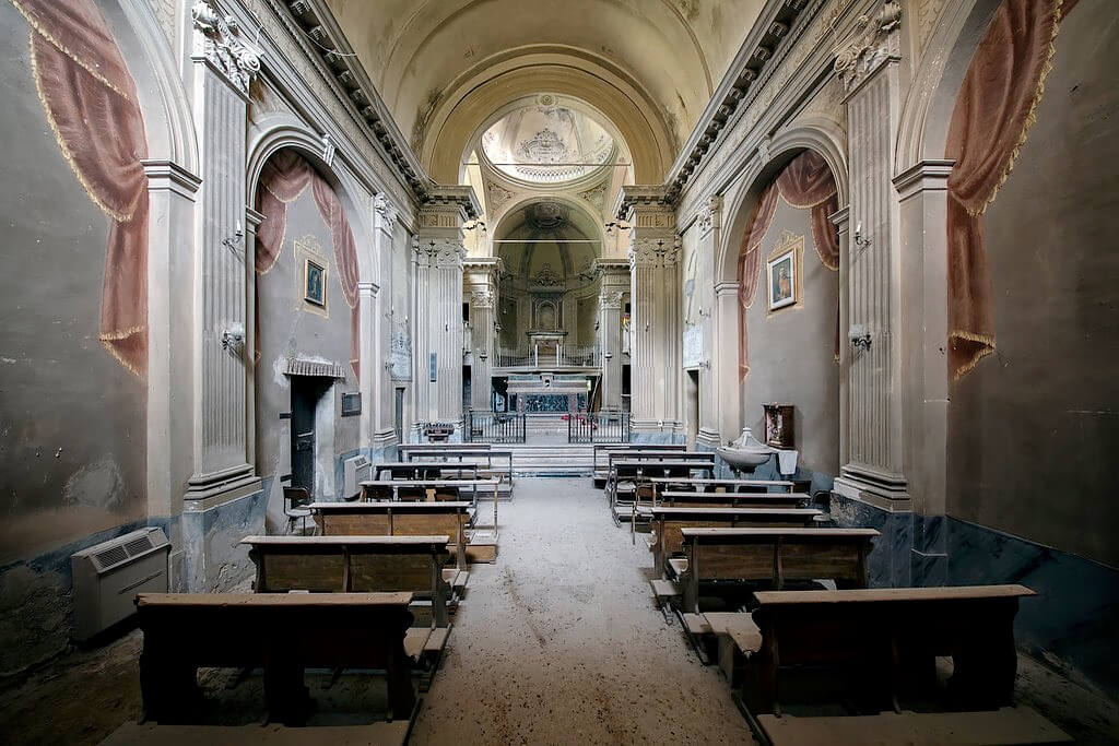 Abandoned Church<p>© Niki Feijen</p>