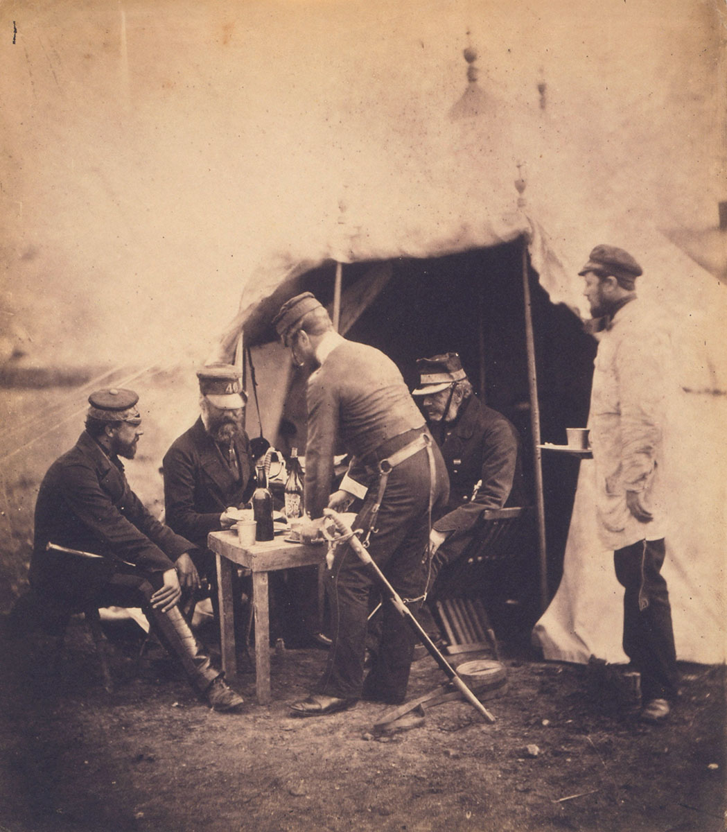 Brigadier Garrett & officers of the 46th Regiment, 1855 - Library of Congress<p>© Roger Fenton</p>