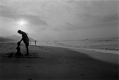 GHANA: A Father’s Prayer<p>© Chester Higgins Jr.</p>