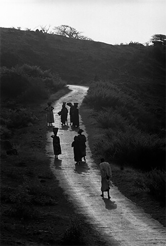 SENEGAL: Leaving Yoff<p>© Chester Higgins Jr.</p>