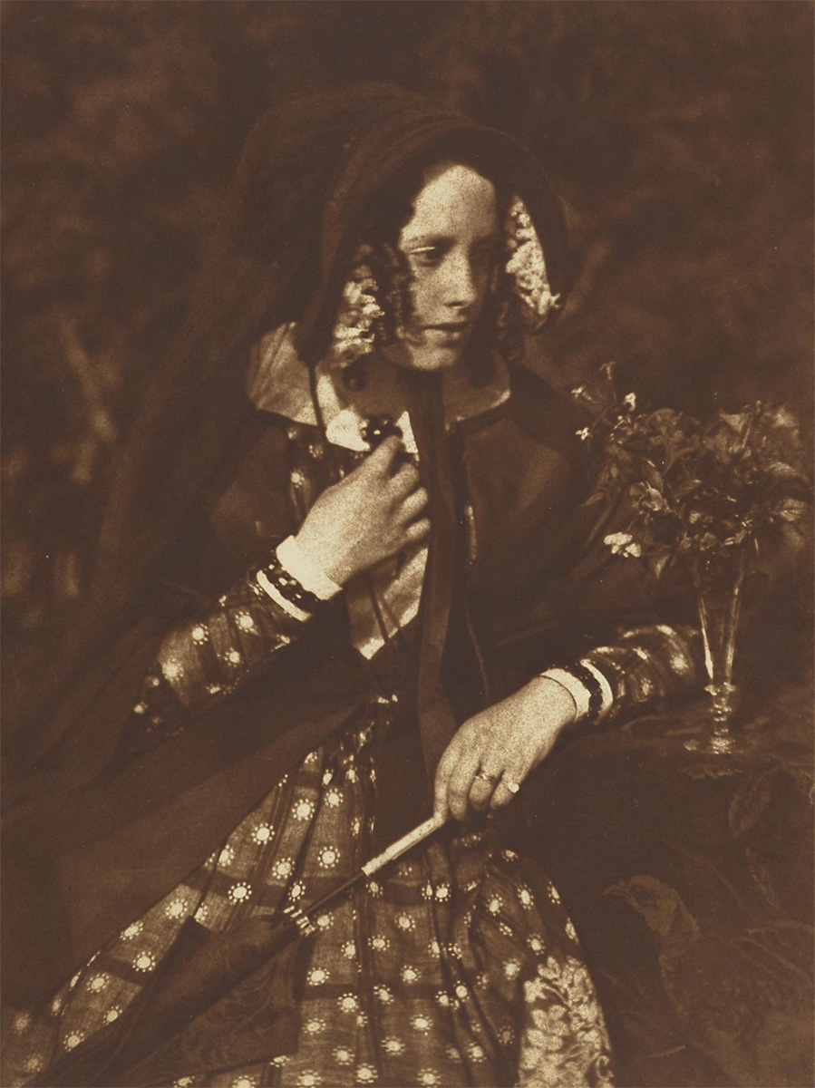 Unknown Lady, printed by Jessie Bertram - Elliot Collection, bequeathed 1950, National Galleries of Scotland<p>© David Octavius Hill</p>