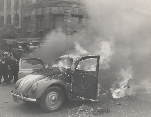 Untitled (burning car), c. 1947-48<p>© Elisabeth Hase</p>