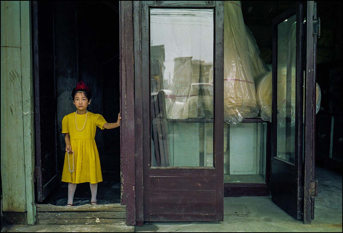 Yellow Dress, Hangzhou, China, 1988<p>© James Hayman</p>