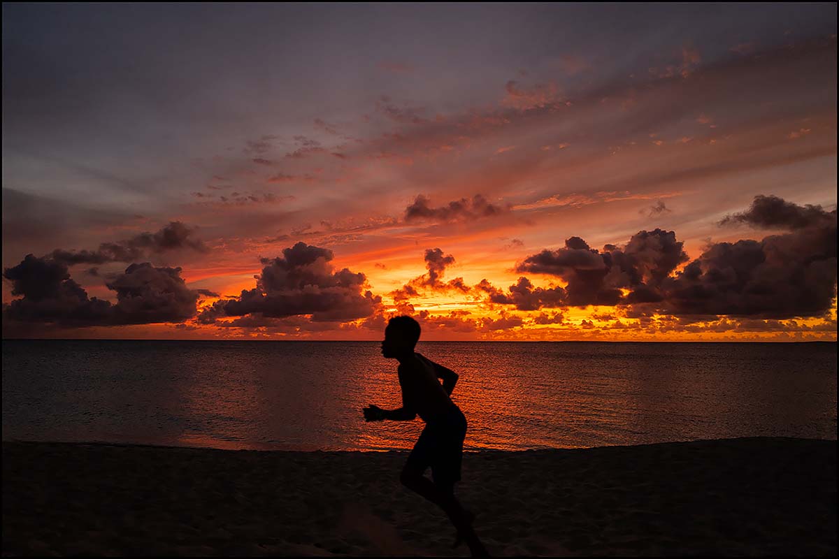 Running Down The Sun, Anguilla, 2021<p>© James Hayman</p>