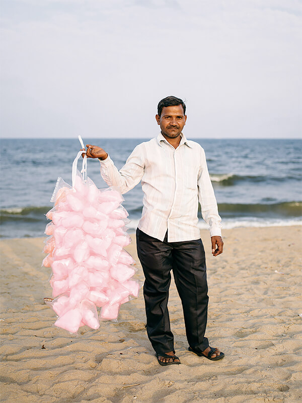 Cotton candy vendor.  Chennai, India.<p>© Joris Hermans</p>