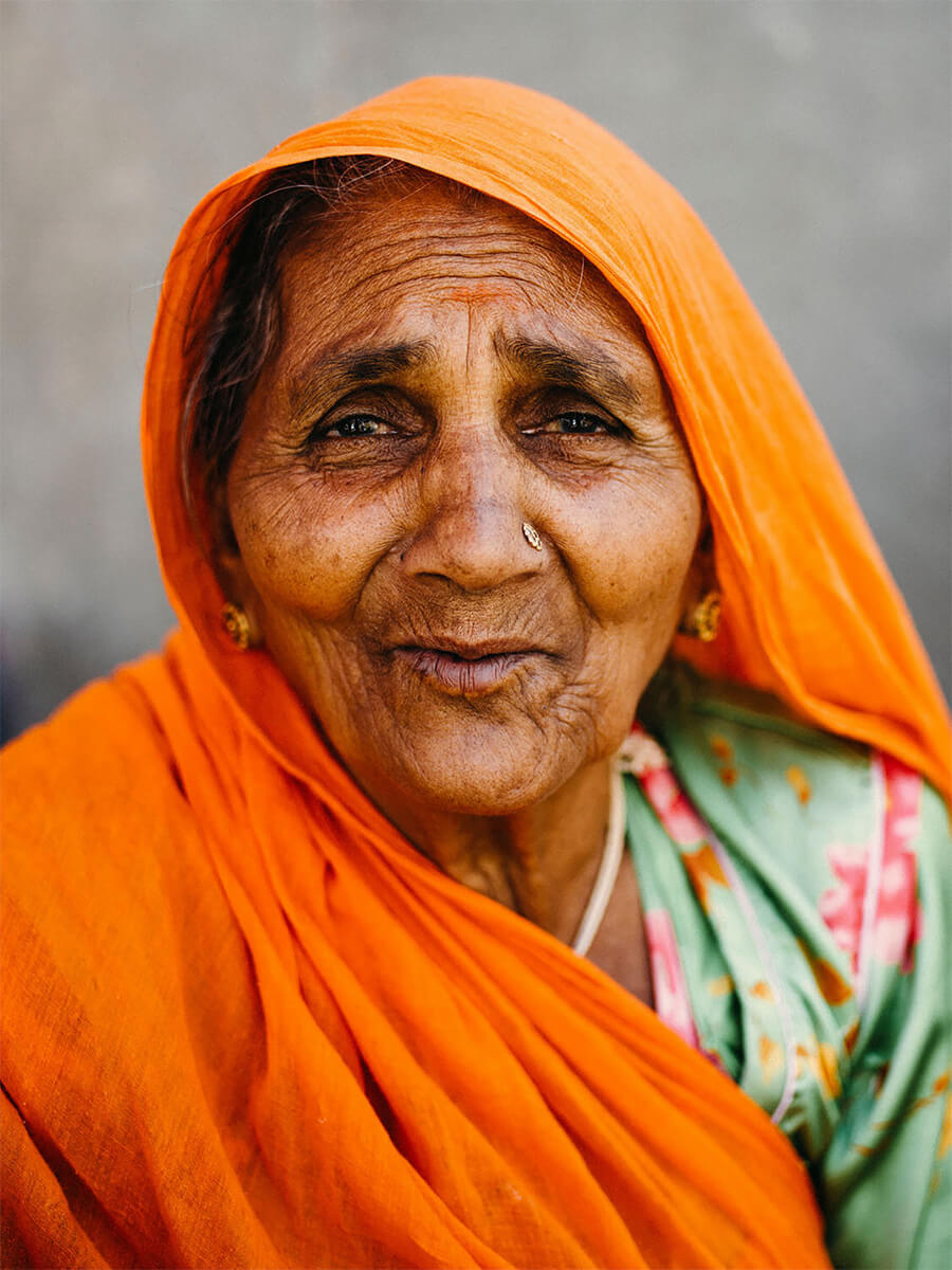 Mango vendor.  Udaipur, India.<p>© Joris Hermans</p>