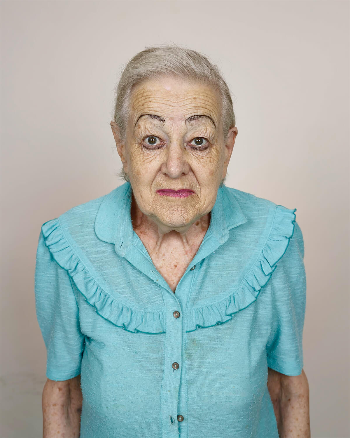 From the series Kin, Rina Veldsman, Monte Rosa Old Age Home, Cape Town, 2013 - Digital C-Print © Pieter Hugo, Courtesy Yossi Milo Gallery<p>© Pieter Hugo</p>