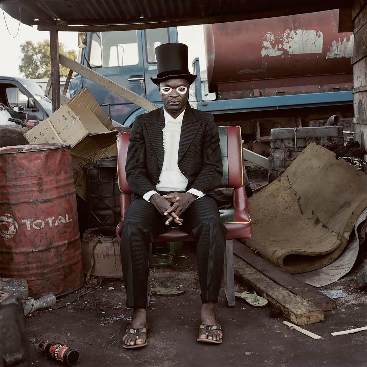 From the series Nollywood, Emeka Onu, Enugu, Nigeria, 2008 - Digital C-Print © Pieter Hugo, Courtesy Yossi Milo Gallery<p>© Pieter Hugo</p>