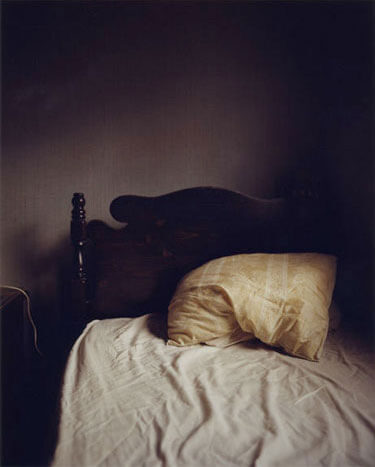 Interior #1447-a, 1996<p>© Todd Hido</p>