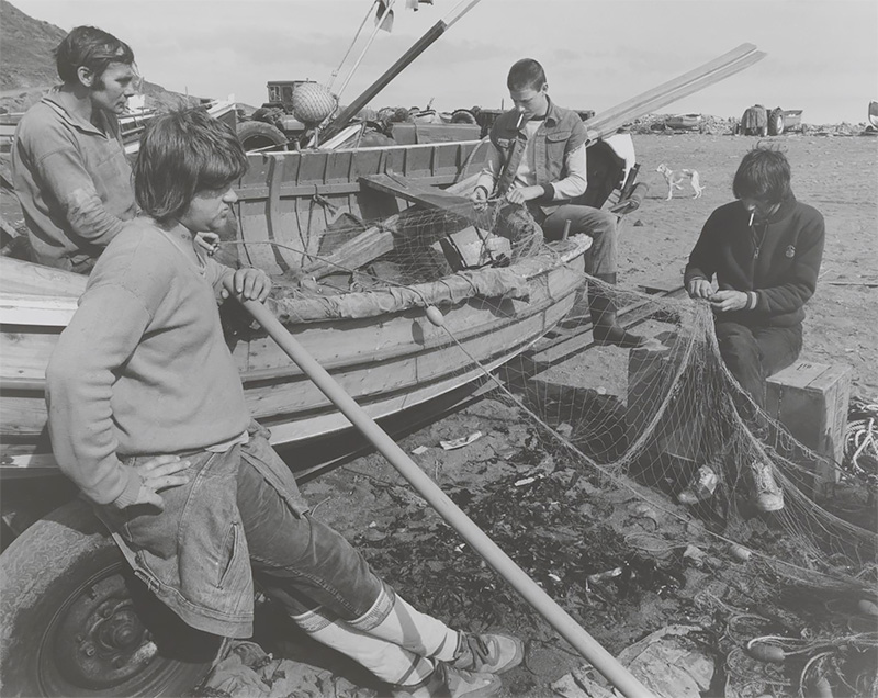 Working on boat repair, Skinningrove 1982<p>© Chris Killip</p>