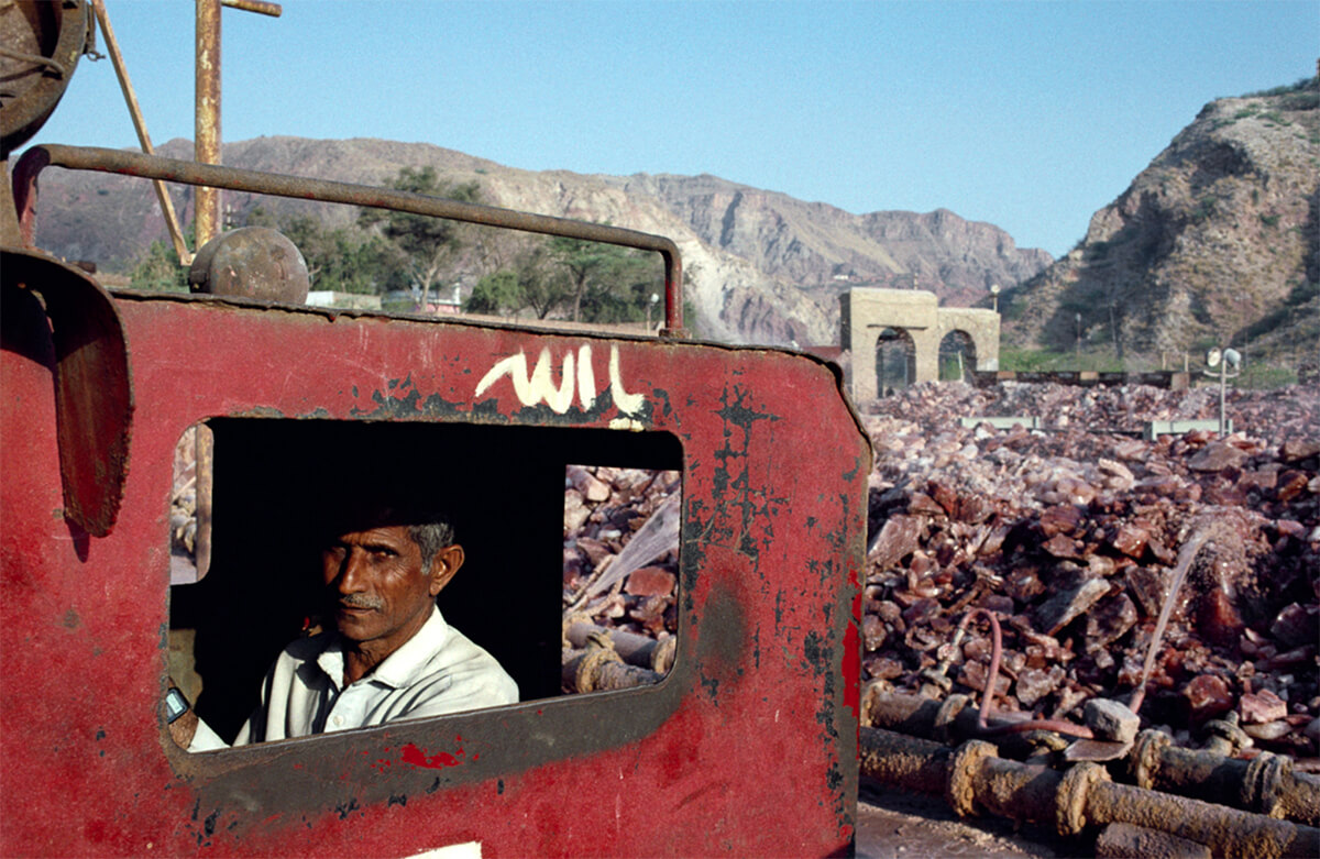 Pakistan Encountered. Worker at Khewra Salt Mines, 1997.<p>Courtesy VII Photo Agency / © Ed Kashi</p>