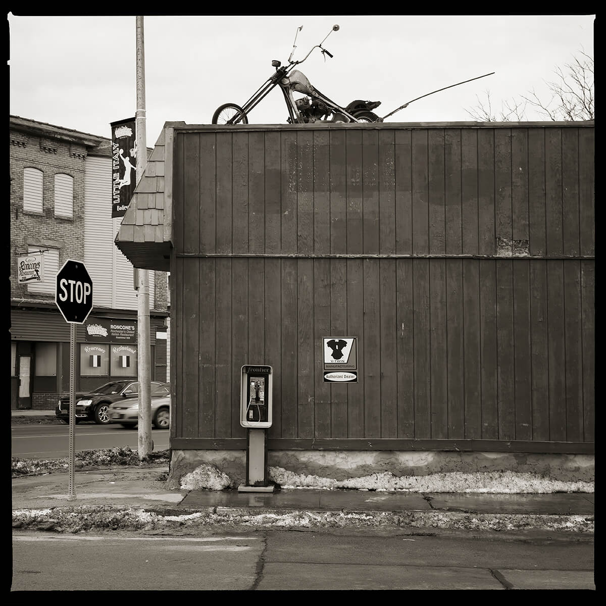 Freebird Cycles, Lyell Avenue, Rochester NY<p>© Eric Kunsman</p>