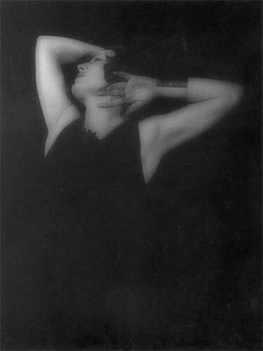 <p>© Germaine Krull</p>