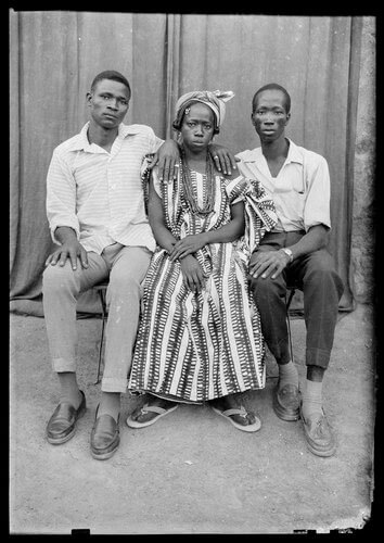 <p>Courtesy Trunk Archives / © Seydou Keïta</p>