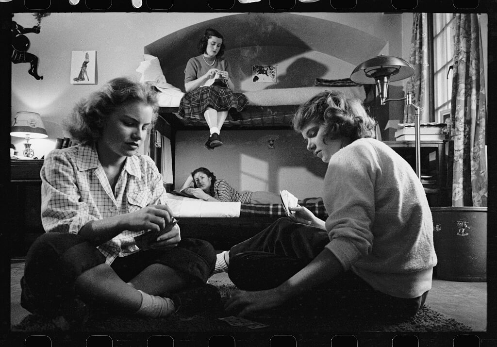 Image from LOOK - Job 49-O77 titled University of Michigan. 1949 Feb. 14. Look magazine photograph collection (Library of Congress)<p>© Stanley Kubrick</p>