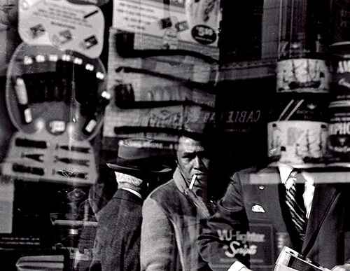 Tabacco Store Window, San Francisco, 1975<p>© Ernie Luppi</p>