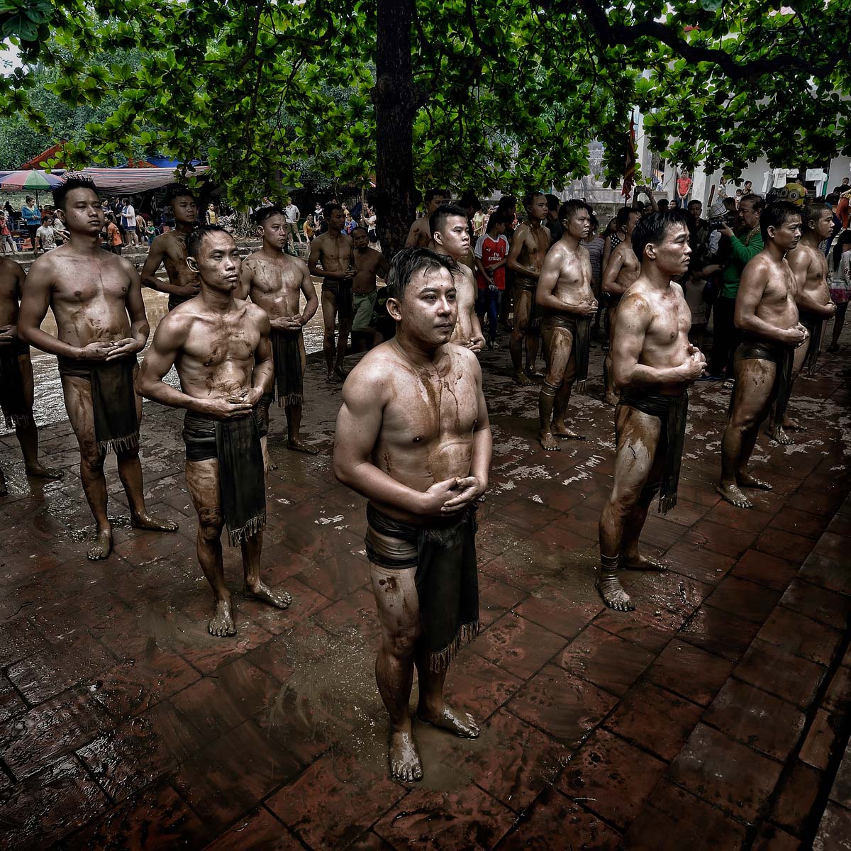 Mud wrestling<p>© Hoang Long Ly</p>