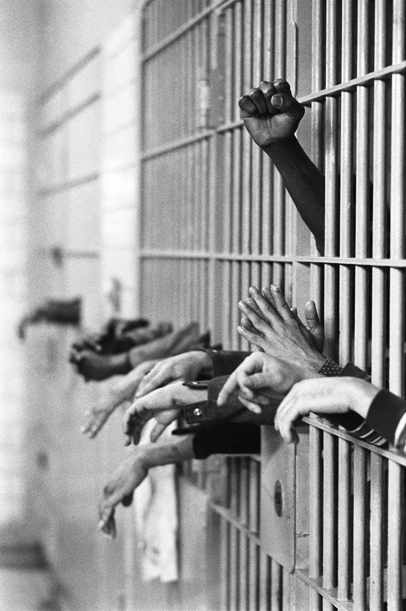 Photographer’s Paradise -  NYC, Tomb Prison, hands<p>© Jean-Pierre Laffont</p>