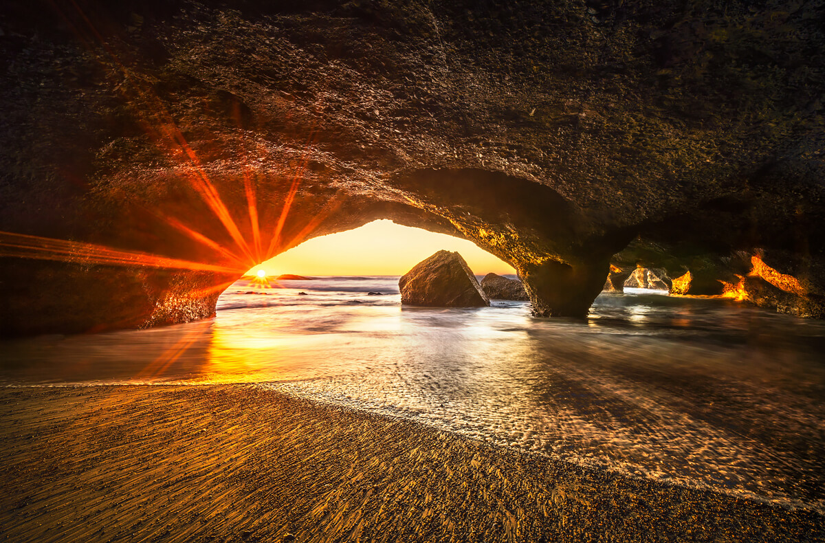 Sea Cave Sunrise<p>© Tony Law</p>