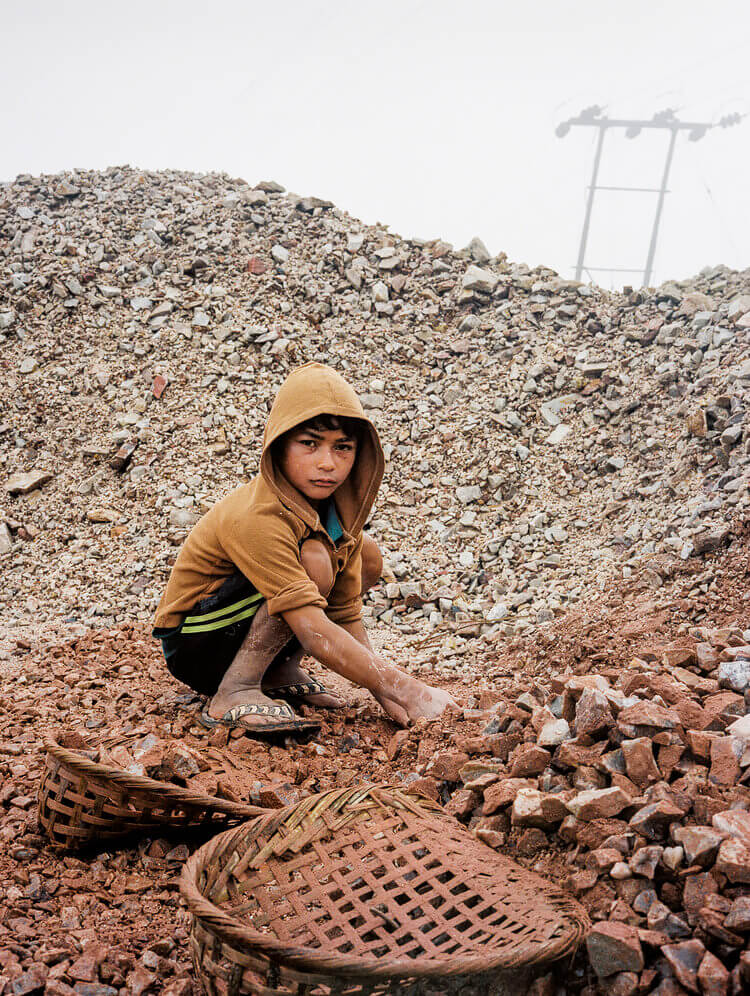 Khasi Stone Labourers, Meghalaya, North-East India (2016)<p>© Ali MC</p>