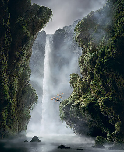 Waterfall 2001<p>© Didier Massard</p>