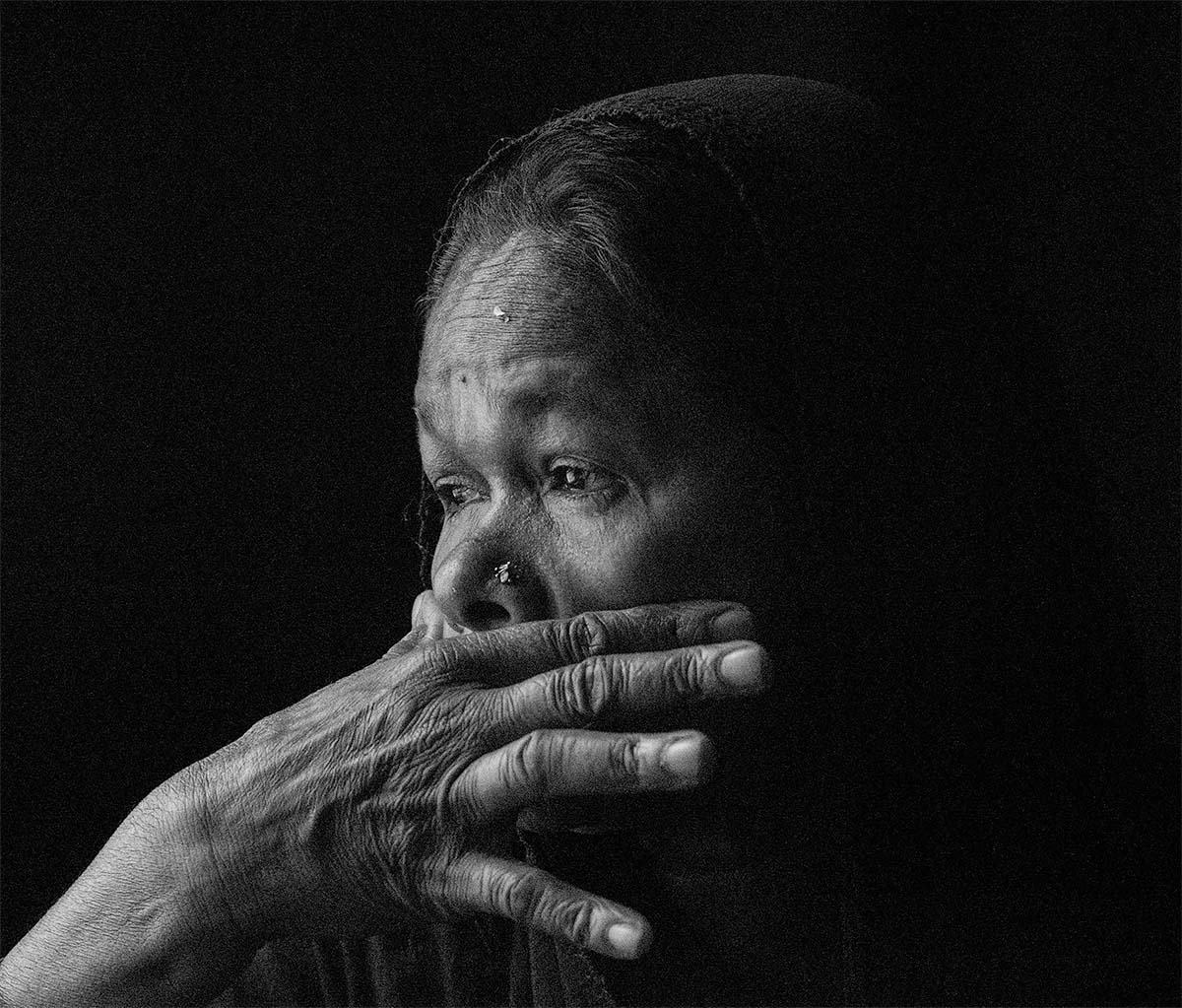 A Grieving Mother<p>© Laura Mohiuddin</p>