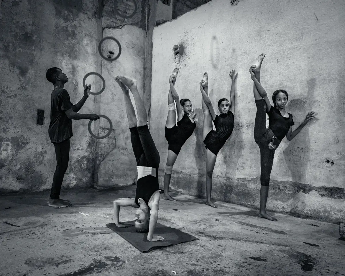 <p>&copy; Mogli Maureal</p>