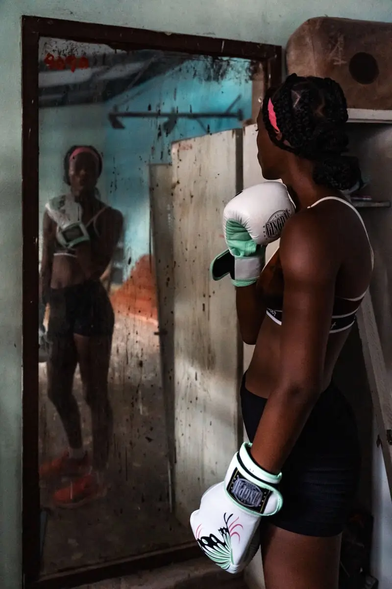 <p>&copy; Mogli Maureal</p>