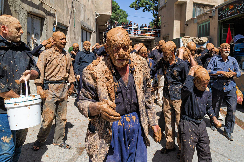 <p>&copy; Ali Nejatbakhsh</p>