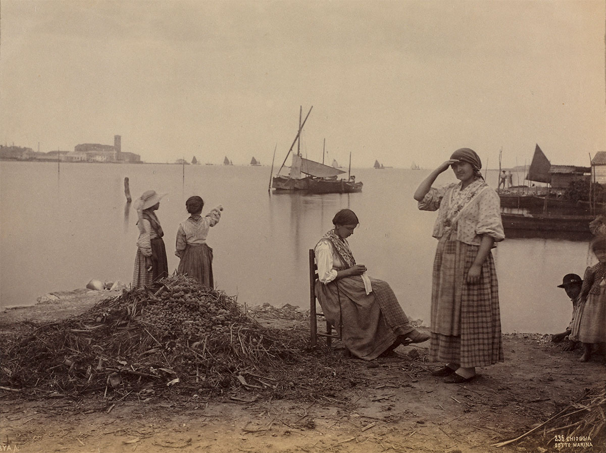 Chioggia, Under the Marina, circa 1870 - Gift of Henry H. Hawley, Cleveland Museum of Art<p>© Carlo Naya</p>