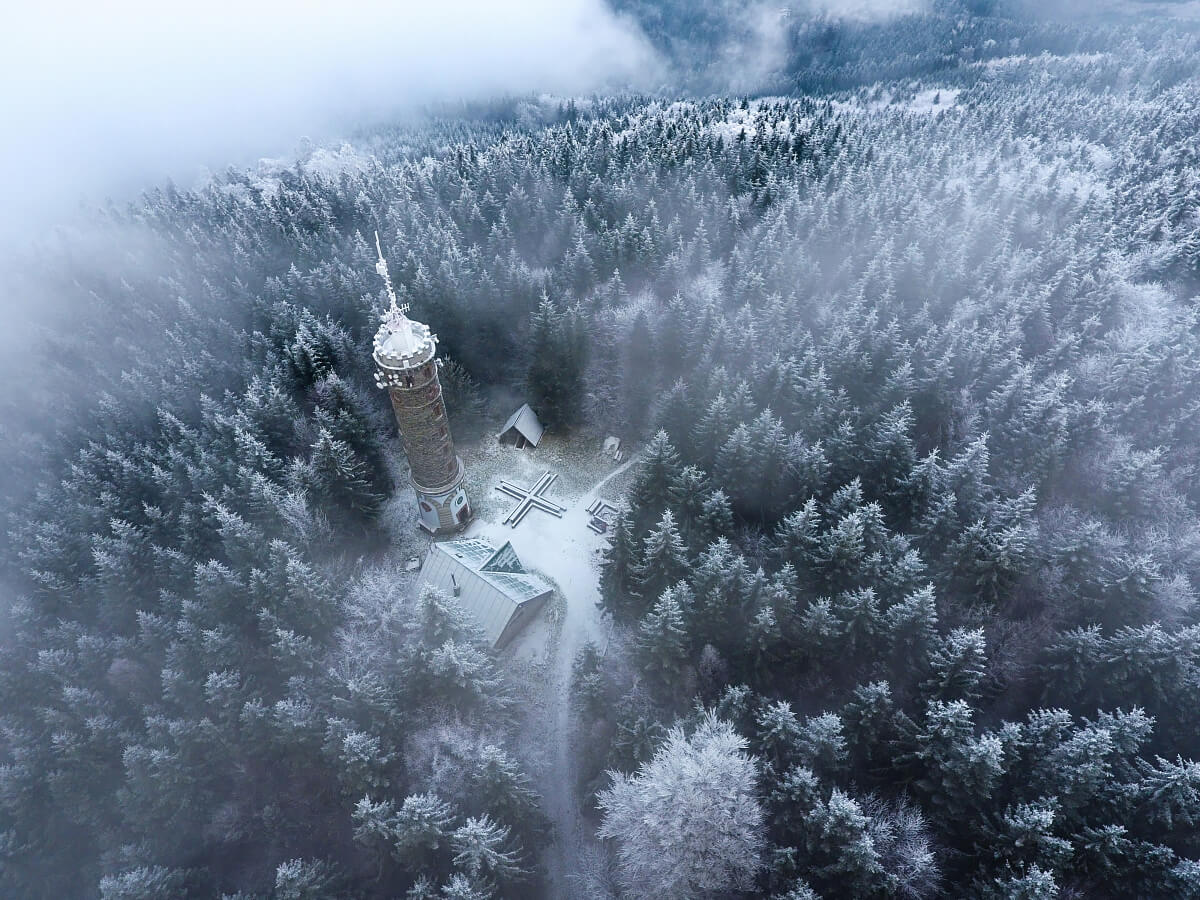 Foggy Tower<p>© Tomáš Neuwirth</p>
