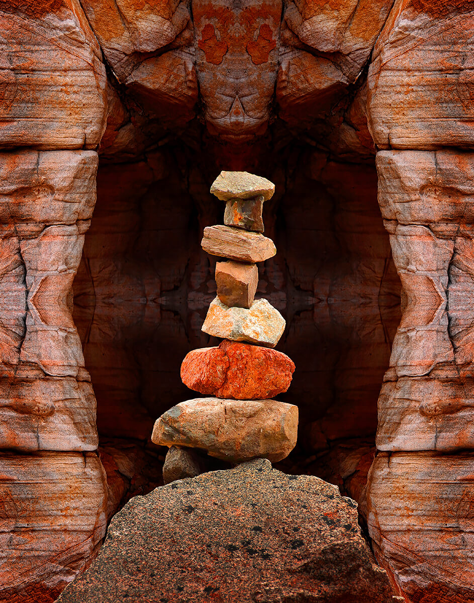 Grotto Cairn 2<p>© Dale Odell</p>