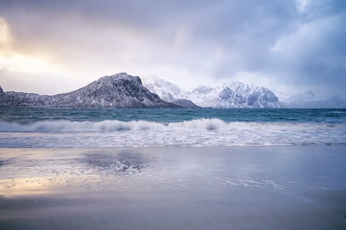 <p>&copy; Artem  Postelnikov</p>