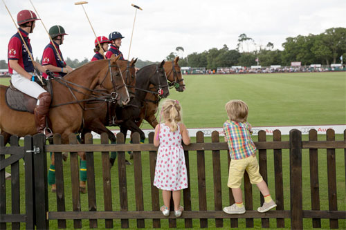 <p>Courtesy Magnum Photos / © Martin Parr</p>