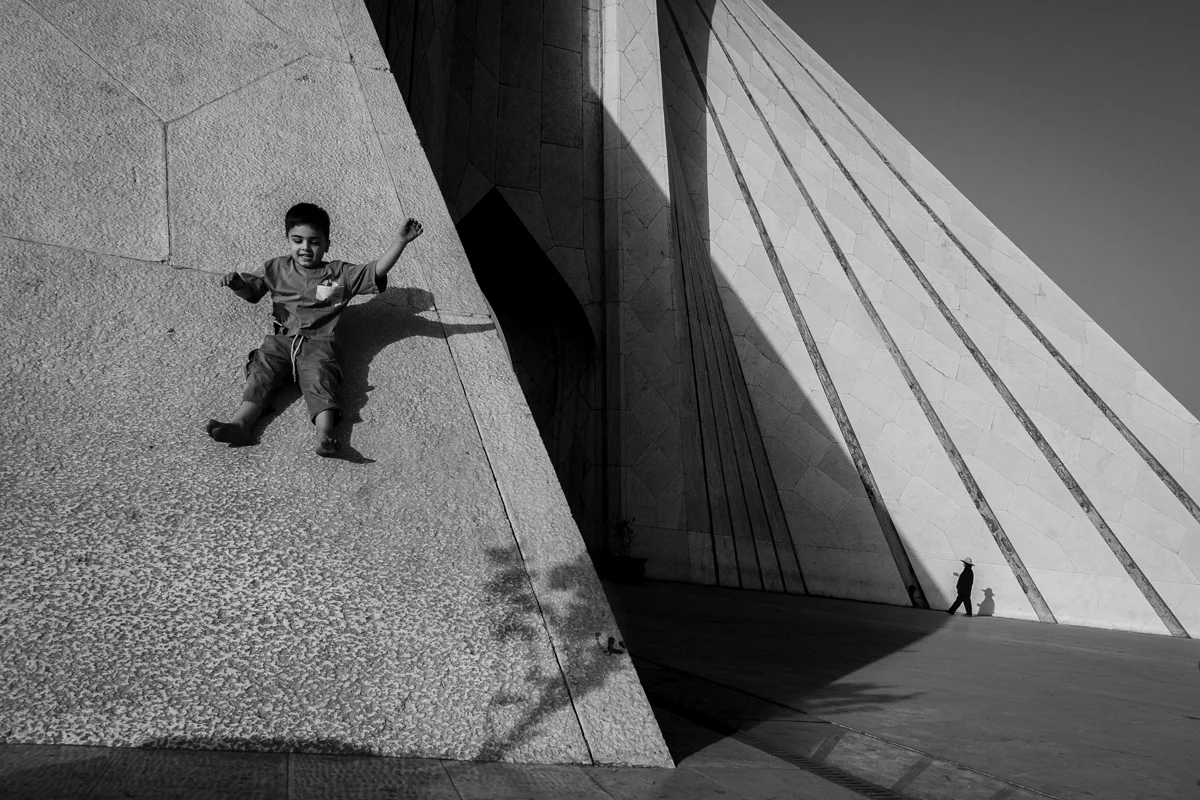 <p>&copy; Morteza Pahang</p>