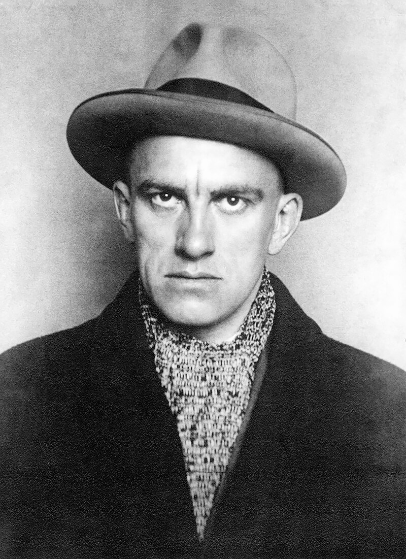 The Poet Vladimir Mayakovsky 1924<p>© Aleksander Rodchenko</p>