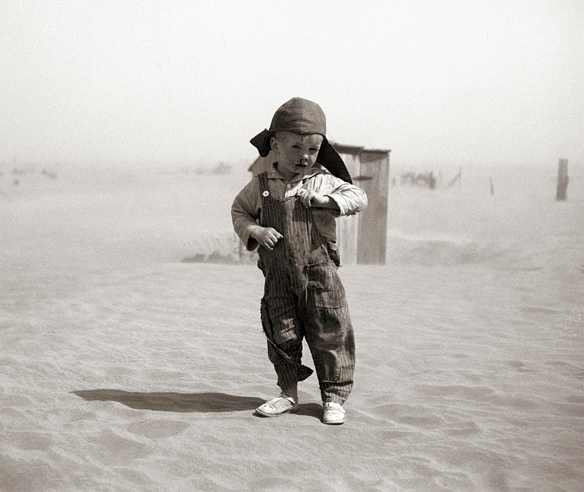 A farmer’s son in Cimarron County, Oklahoma during the Dust Bowl era, April 1936 - Library of Congress<p>© Arthur Rothstein</p>