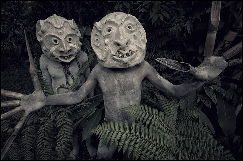 Mud Men performance, Highlands, New Guinea<p>© Chris Rainier</p>