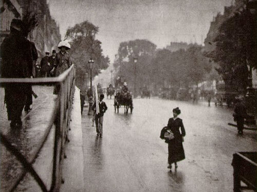 Snapshot, Paris, 1911<p>© Alfred Stieglitz</p>