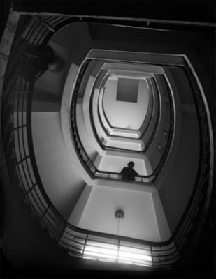 New houses on Usachevka street. Stairs from below. Moscow, 1928<p>© Arkady Shaikhet</p>