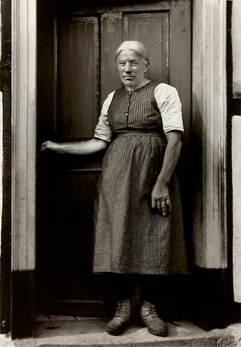 Farmer’s Wife, c. 1932<p>© August Sander</p>