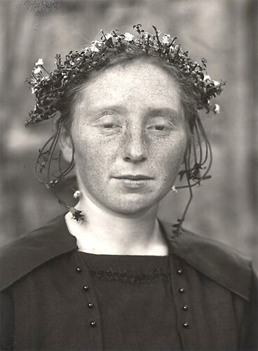 Rural bride, 1920-25<p>© August Sander</p>