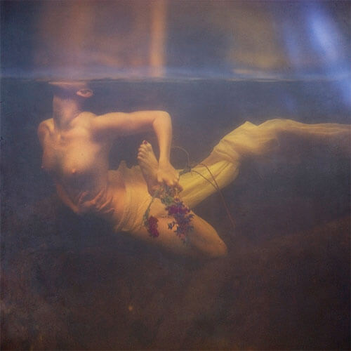 <p>© Brooke Shaden</p>