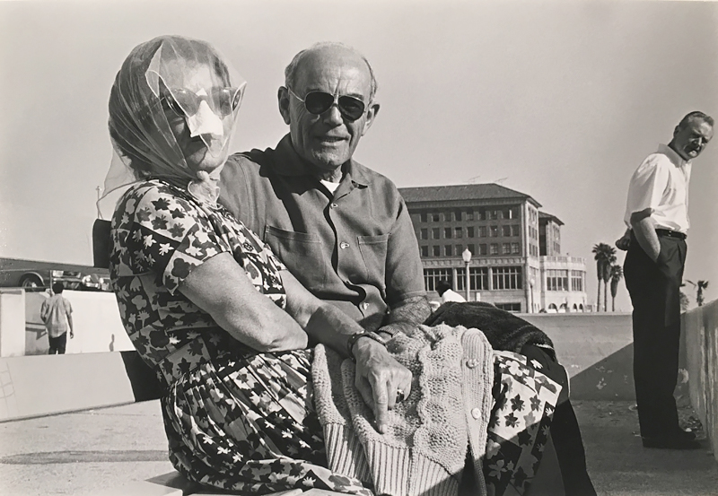 Untitled #4 (older couple on a bench)<p>© Ed Sievers</p>