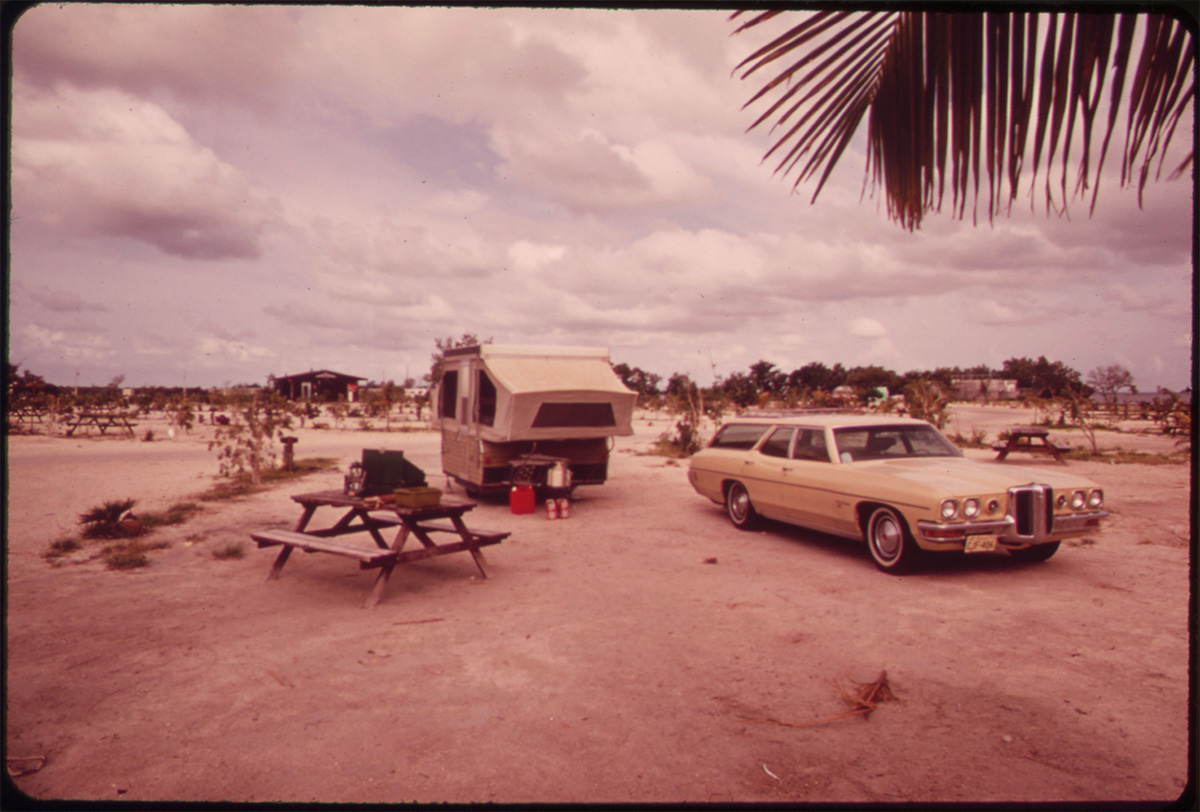 CAMPSITE AT OHIO, OR ”SUNSHINE” KEY, June 1973 - NARA<p>© Flip Schulke</p>