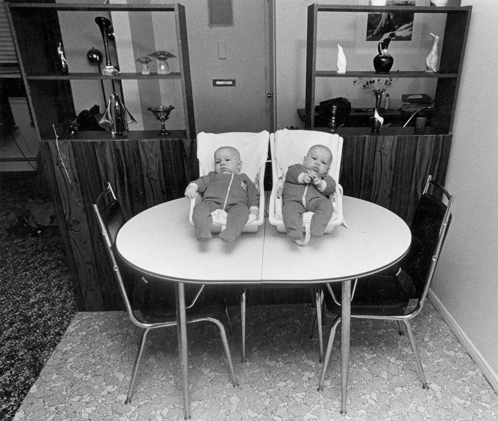 Parallels: A Look at Twins<p>© Harvey Stein</p>