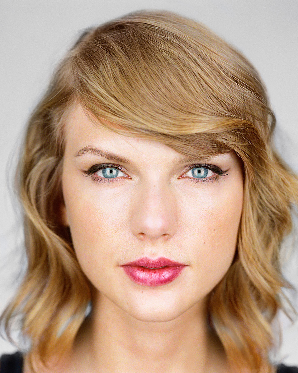 Close Up - Taylor Swift<p>© Martin Schoeller</p>